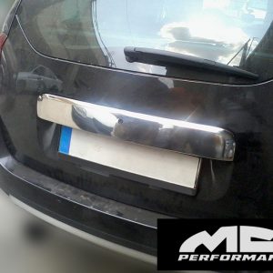 EMBELLECEDOR CROMADO TRASERO PARA DACIA DUSTER