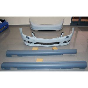 KIT DE CARROCERÍA MERCEDES W204 4P 07-10 LOOK AMG