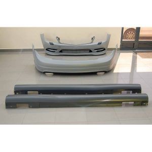 KIT DE CARROCERÍA MERCEDES W204 4P 07-10 LOOK AMG