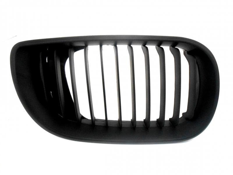 Calandra negra mate BMW E46 Facelift - Imagen 4