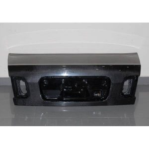 Portón Carbono Honda Civic '96 4P.