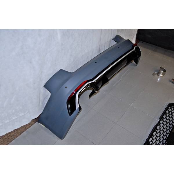 Paragolpes Trasero Audi A4 B9 2016 4 puertas Look RS4 - Imagen 3