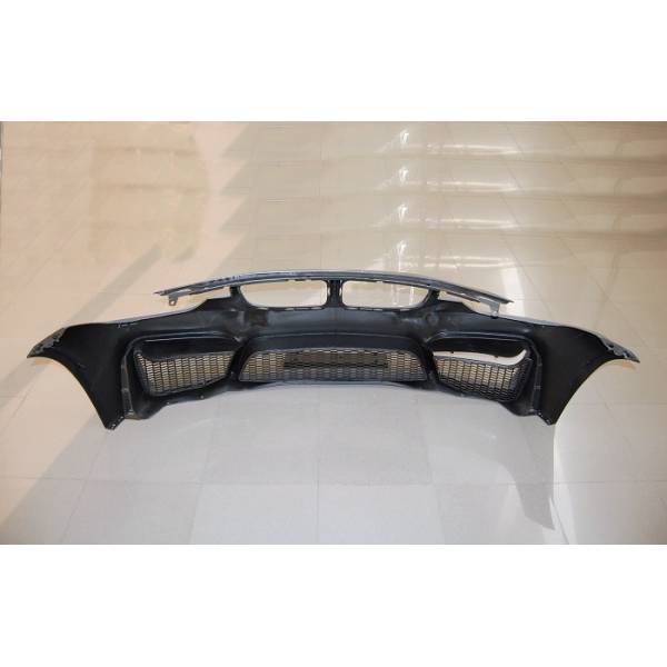 Paragolpes Delantero BMW F30-F31 Look M4 ABS - Imagen 4