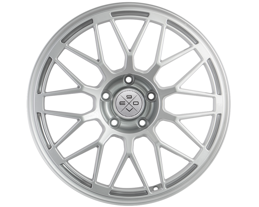 4 LLANTAS FONDMETAL 9EVO EN 20 PULGADAS CON ACABADO GLOSSY SILVER
