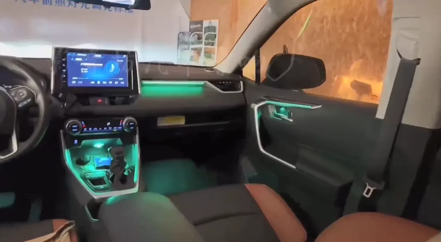 ILUMINACION AMBIENTAL DINAMICA Toyota RAV4