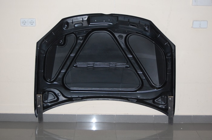 Capó Carbono Volkswagen Golf 5 - Imagen 2