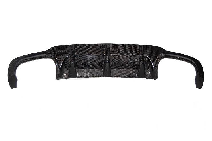 Difusor Trasero Mercedes W204 4 puertas / Coupe 2011-2014 Carbono Para C63