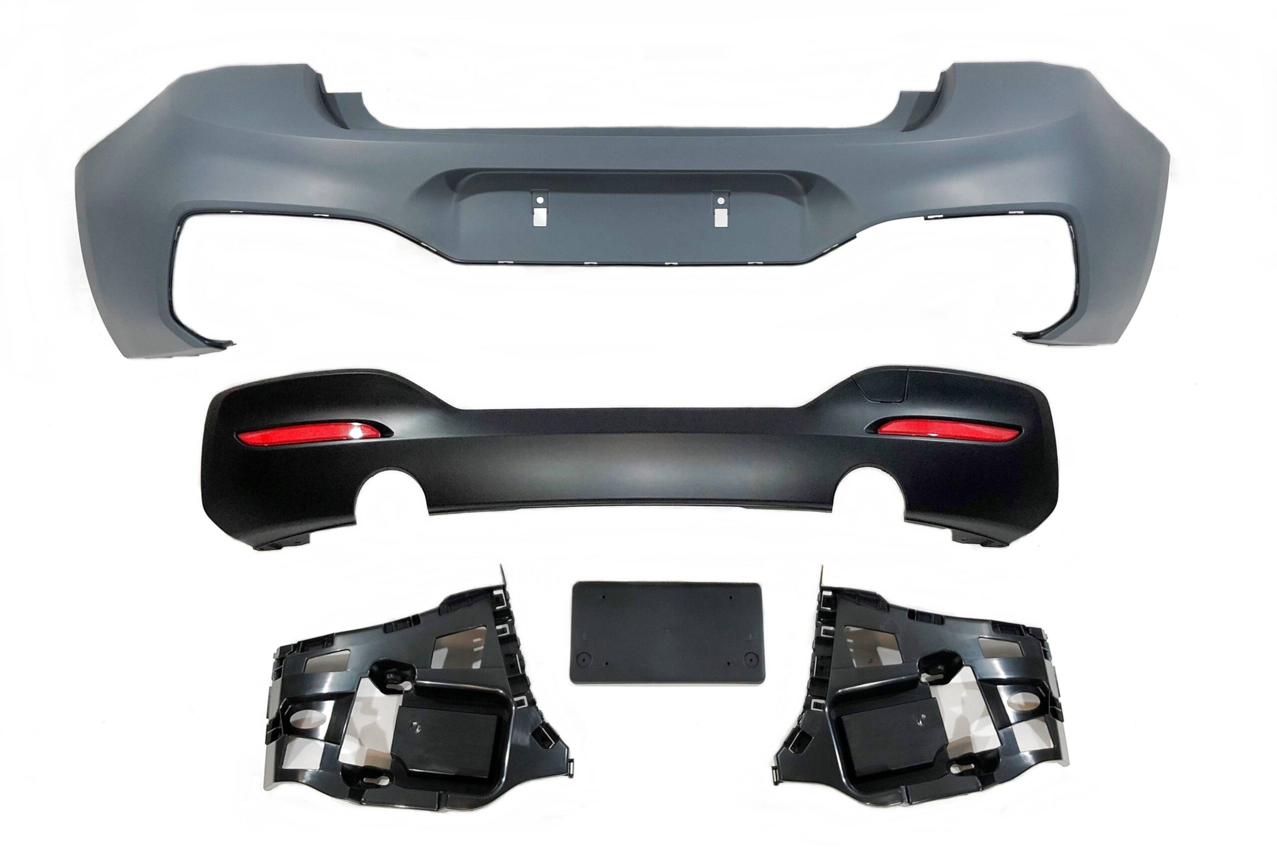 Kit De Carrocería BMW F21 LCI 15-19 look M-Tech 2 Salidas - Imagen 4