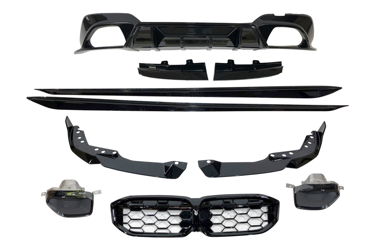 Kit De Carrocería BMW G21 LCI Look M Performance - Imagen 3