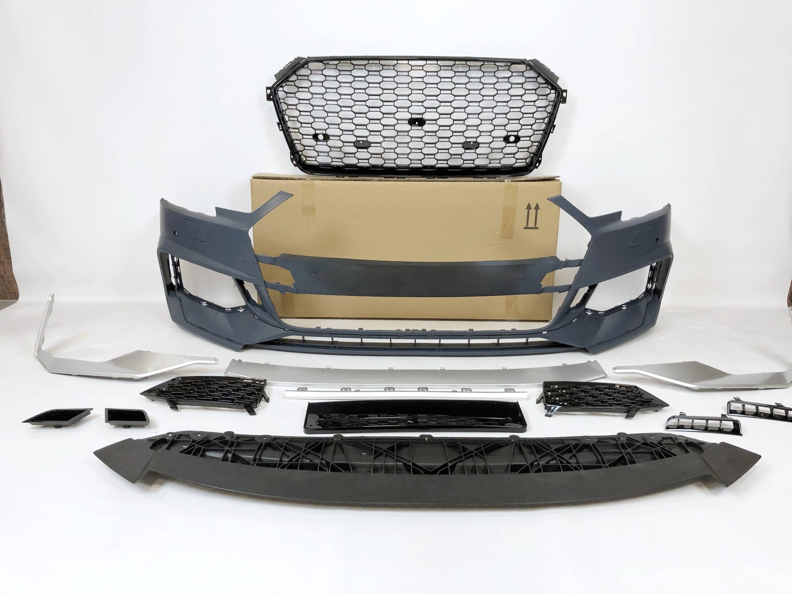 Paragolpes Delantero Audi A4 16-19 B9 Look RS4 - Imagen 3