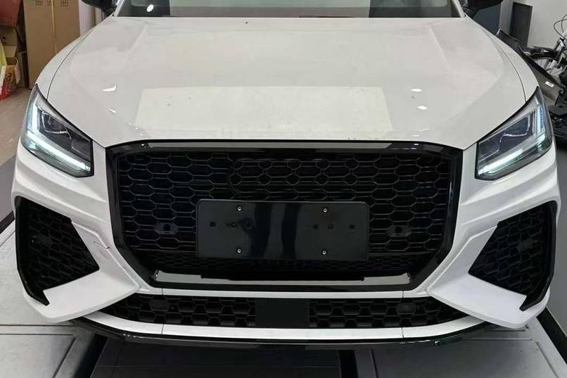 Paragolpes Delantero Audi Q2 2016-2022 Look RSQ2 - Imagen 6