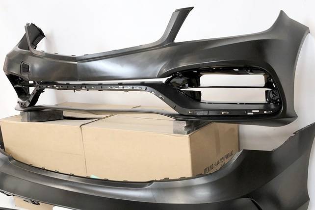 Paragolpes Delantero Mercedes W204 07-10 4P / Coupe / SW Look W205 C63 - Imagen 2