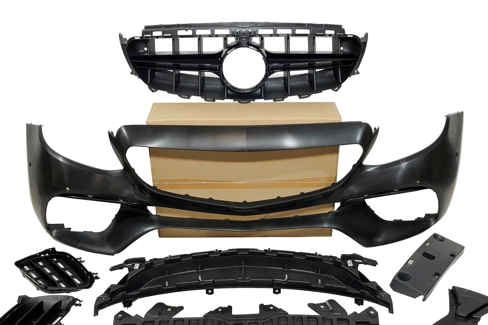 Paragolpes Delantero Mercedes W213 4p 2016-2019 / C238 look AMG E63 - Imagen 2
