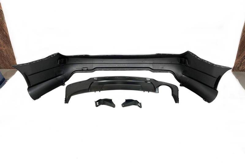 Paragolpes Trasero Mercedes W204 07-13 2-4P 1 Salida Look AMG ABS - Imagen 3