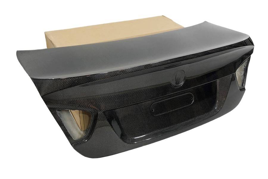 Portón Carbono BMW E90 05-08 CSL - Imagen 3