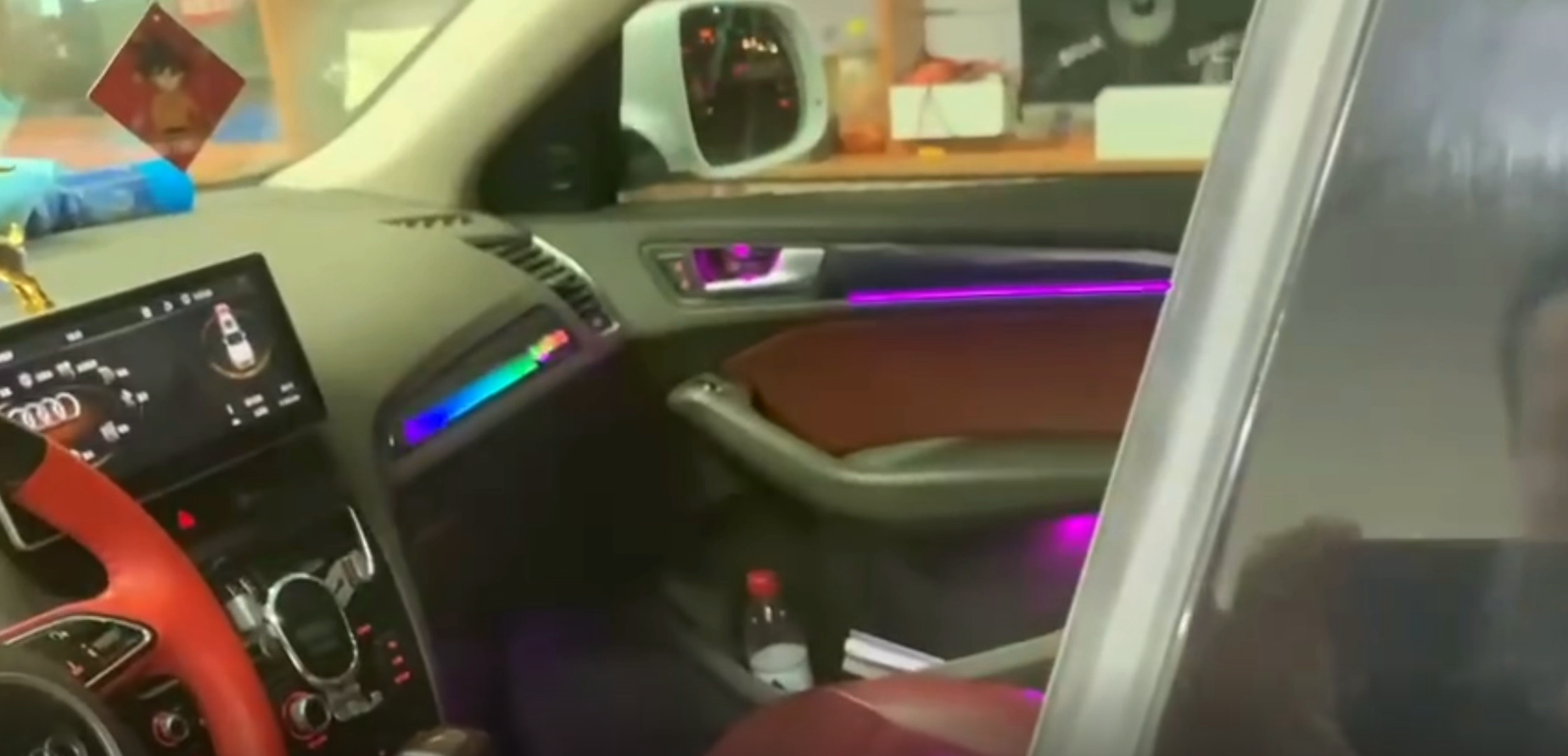 AUDI Q5 2010-2017 Ver CARBONO ILUMINACION AMBIENTAL DINAMICA