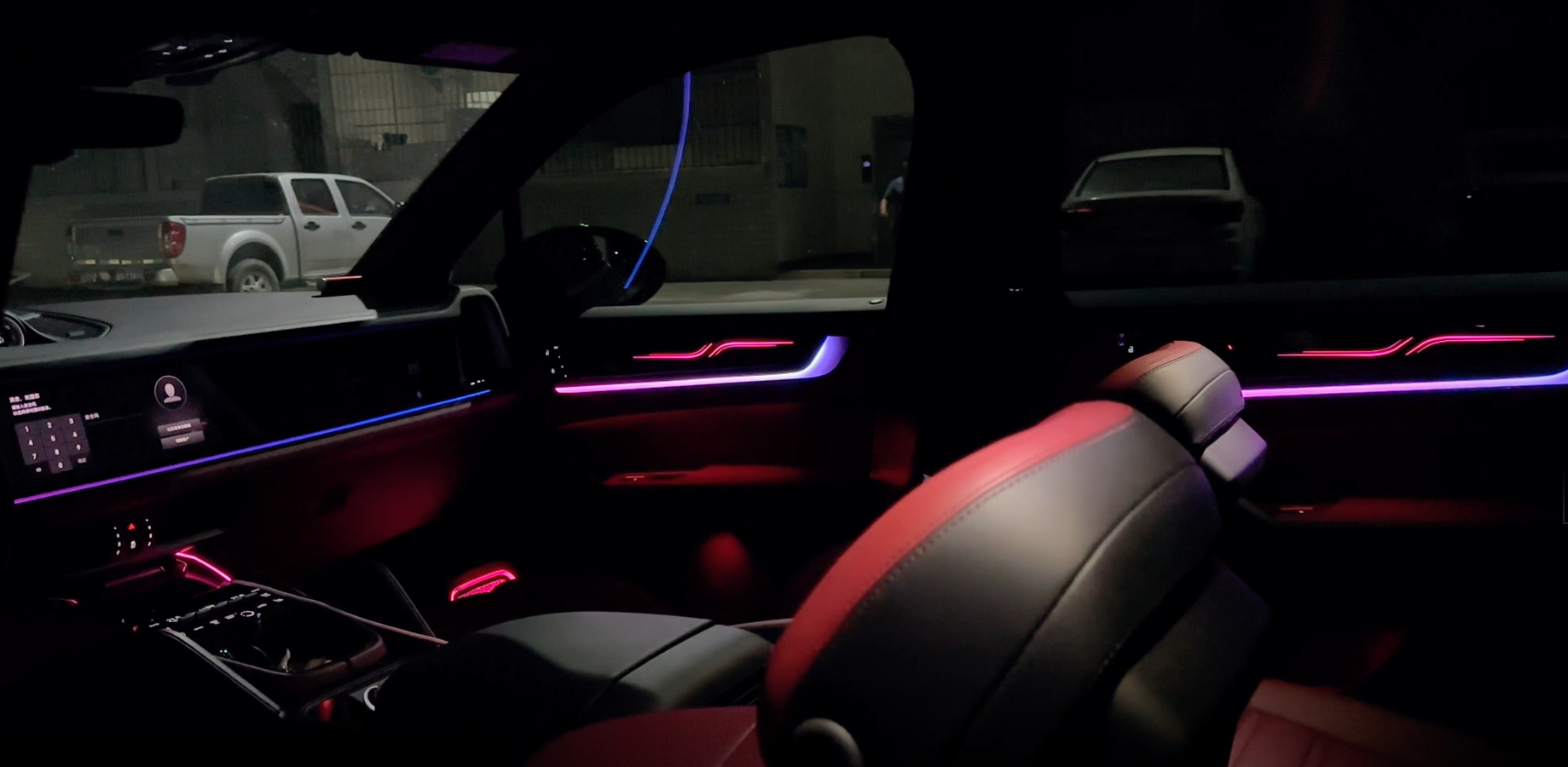 PORSCHE CAYENNE 2024+ Ver. DINAMIC ILUMINACION AMBIENTAL DINAMICA