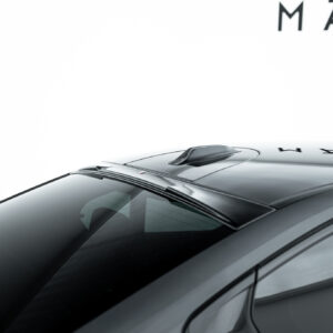 The extension of the rear window BMW M5 Sedan G90