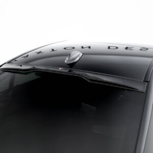 The extension of the rear window BMW M550i / 5 M-Pack Sedan G30