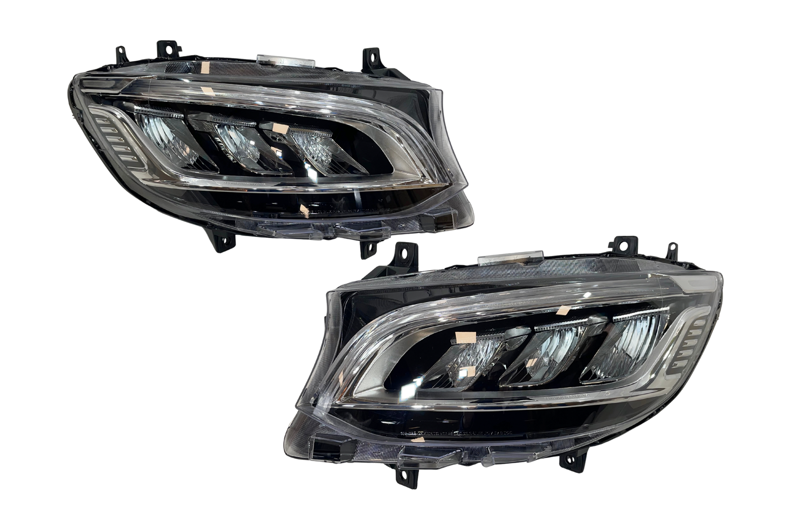 Paragolpes Delantero Mercedes Sprinter W907 2018+ Look AMG W907 - Imagen 3