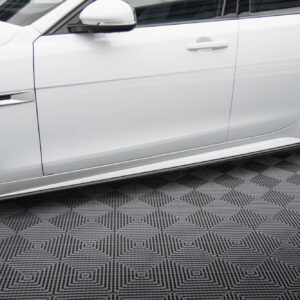 DIFUSOR DE TALONERAS Jaguar XE R-Sport X760