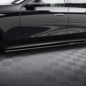 DIFUSOR DE TALONERAS Mercedes-Benz E AMG-Line Sedan / Estate W214