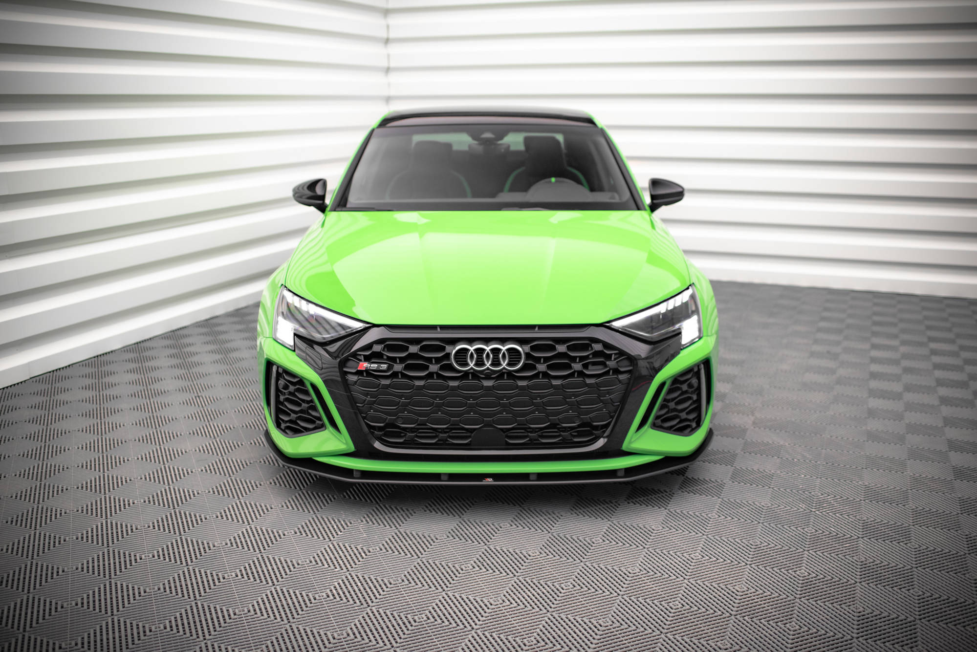 14836 Street Pro Front Splitter Audi RS3 8Y - Imagen 2