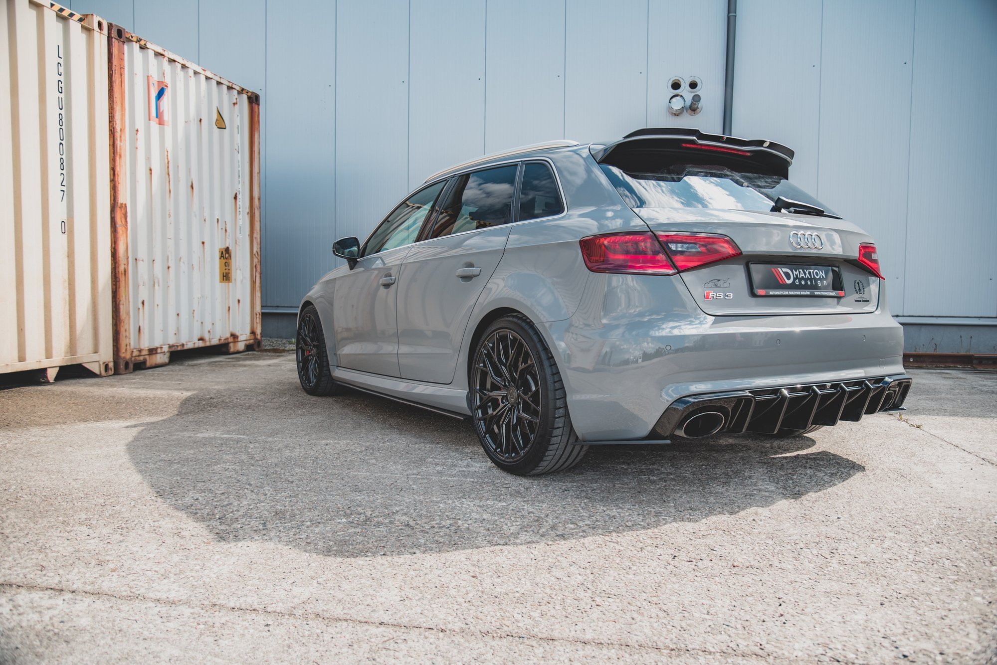 FALDONES LATERALES DIFUSORES AUDI RS3 8V SPORTBACK - Imagen 2