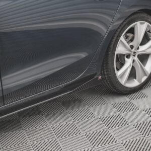 DIFUSOR DE TALONERAS + Flaps Seat Leon FR Mk4