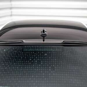 The extension of the rear window Skoda Octavia Liftback Mk4