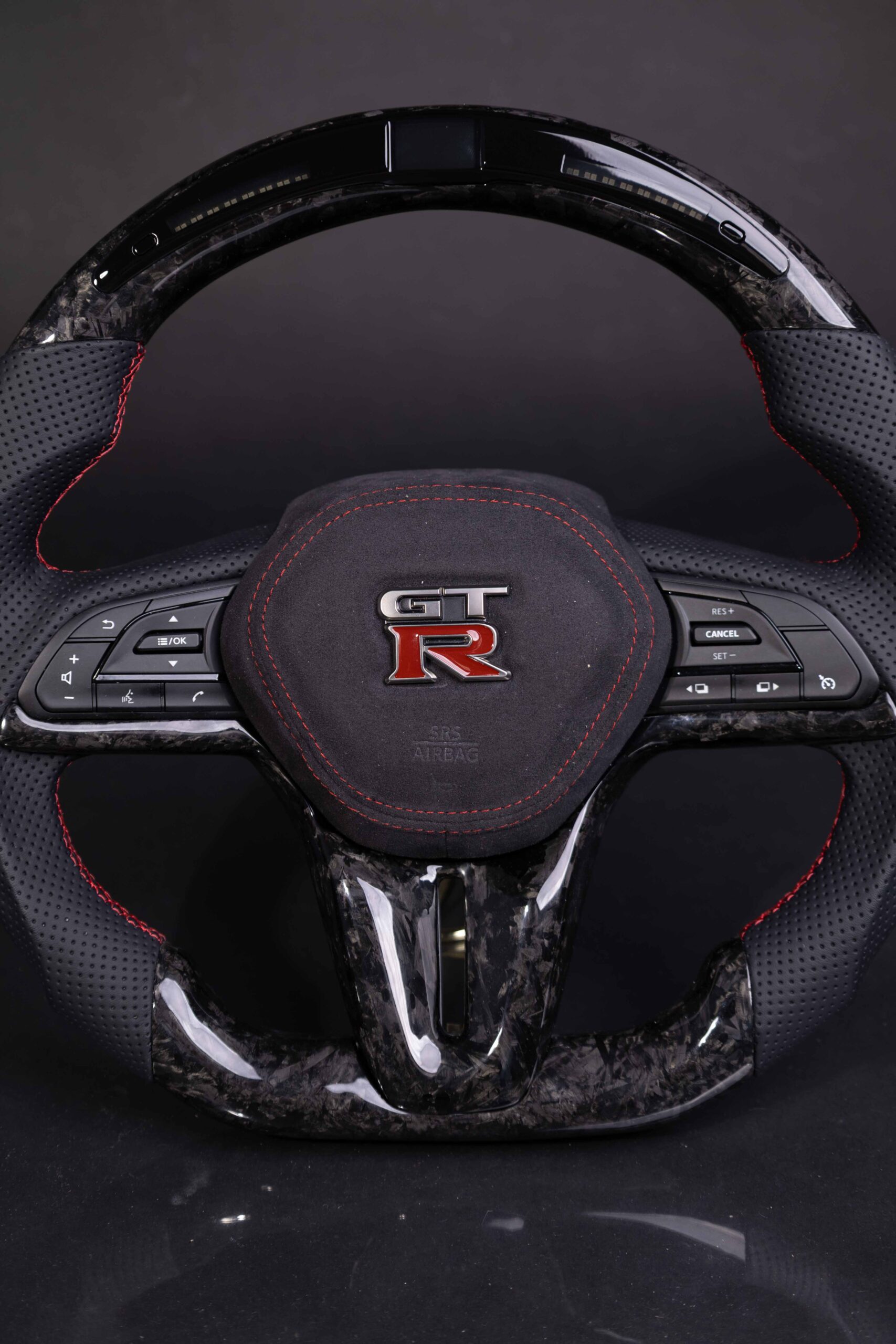 Volante Volante Nissan GTR - Imagen 2