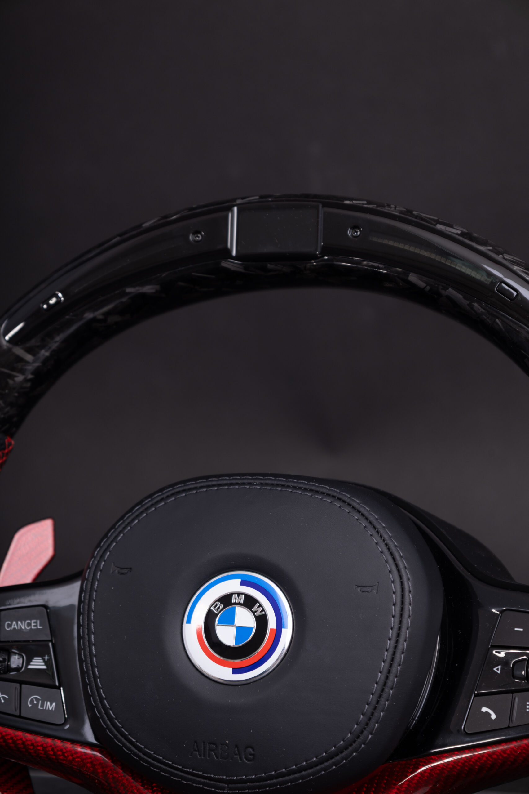 Volante BMW G en Carbono Forjado+Display Led - Imagen 2