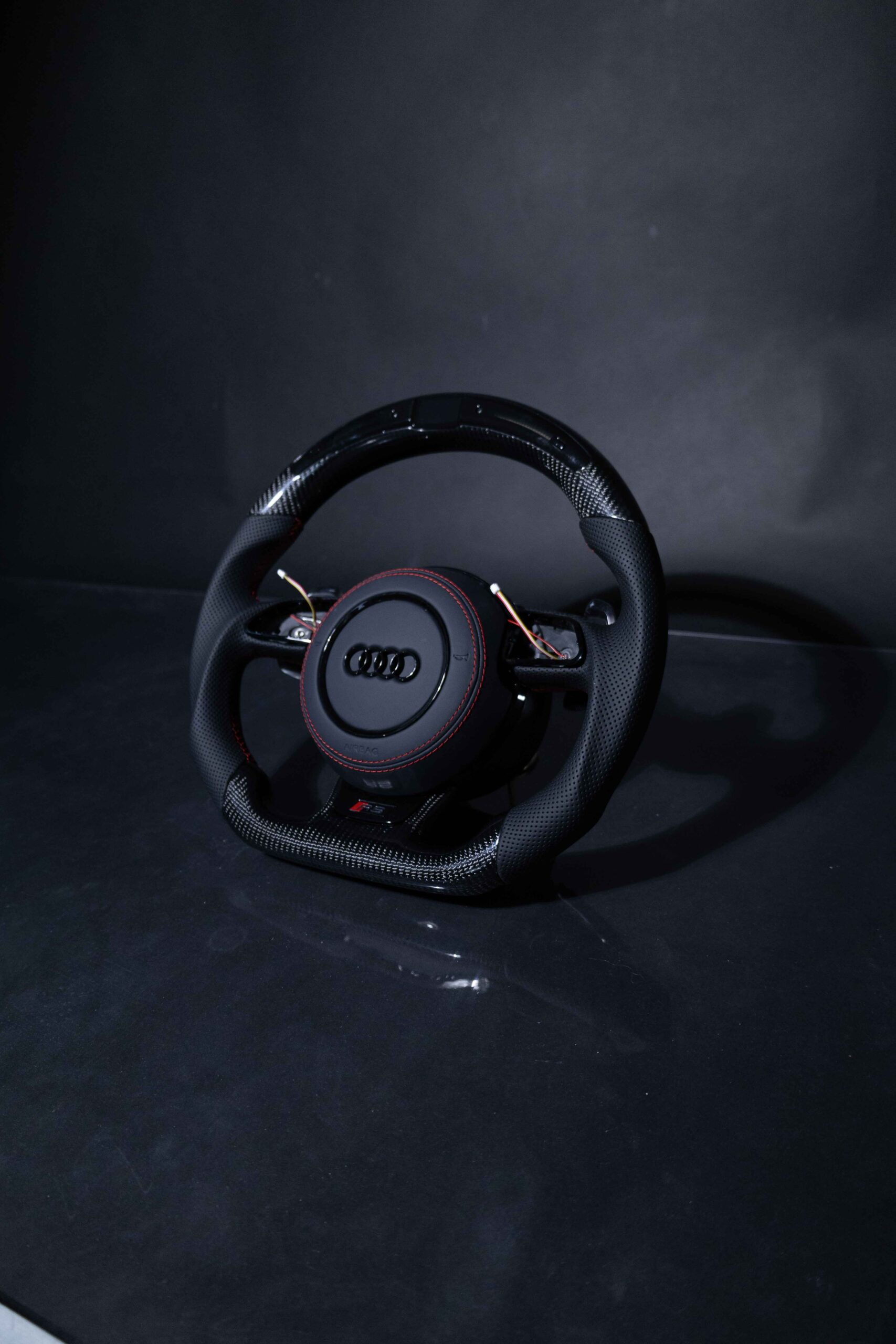 Volante Audi en fibra de carbono - Imagen 4