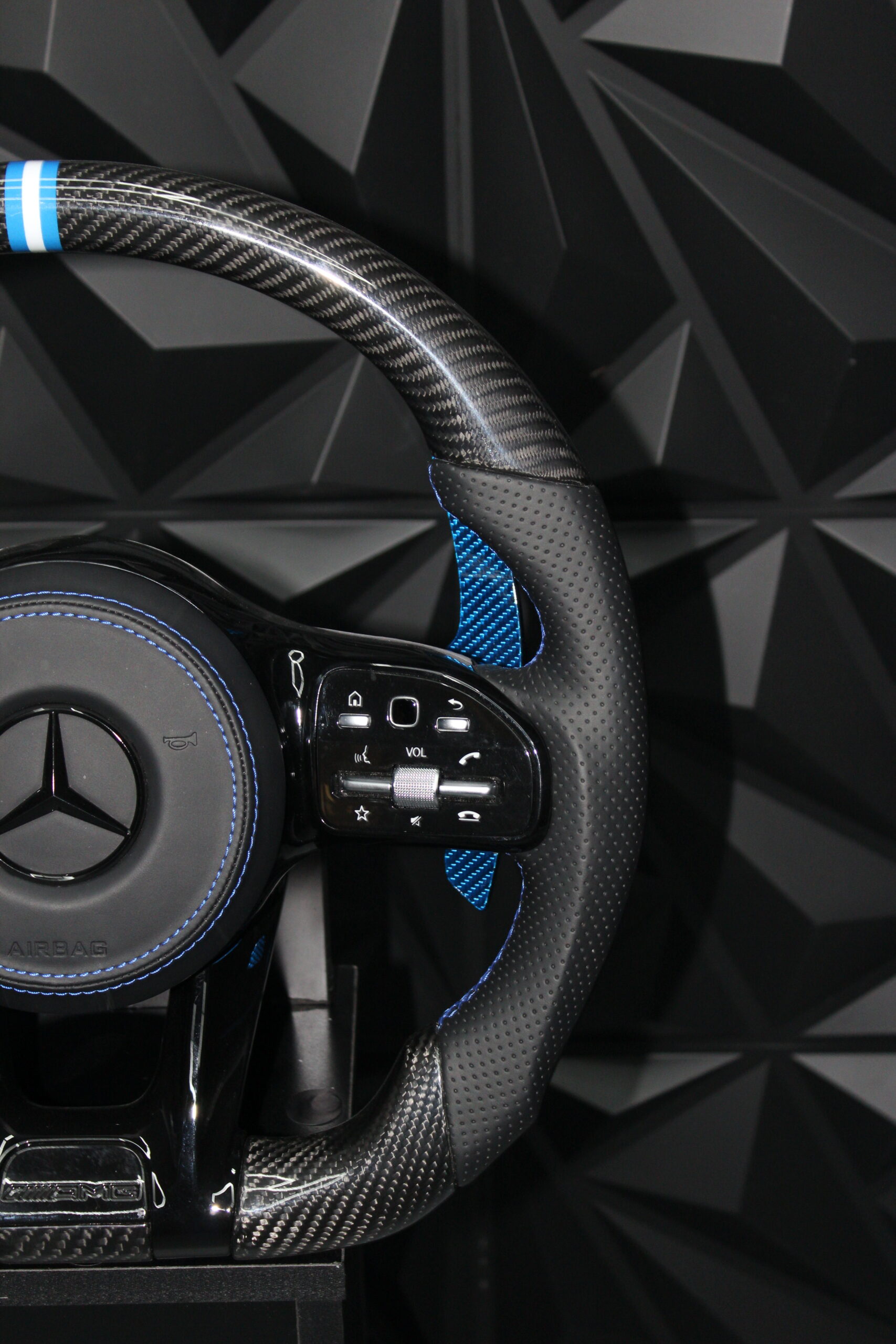 Volante Fibra de Carbono Mercedes-AMG - Imagen 3