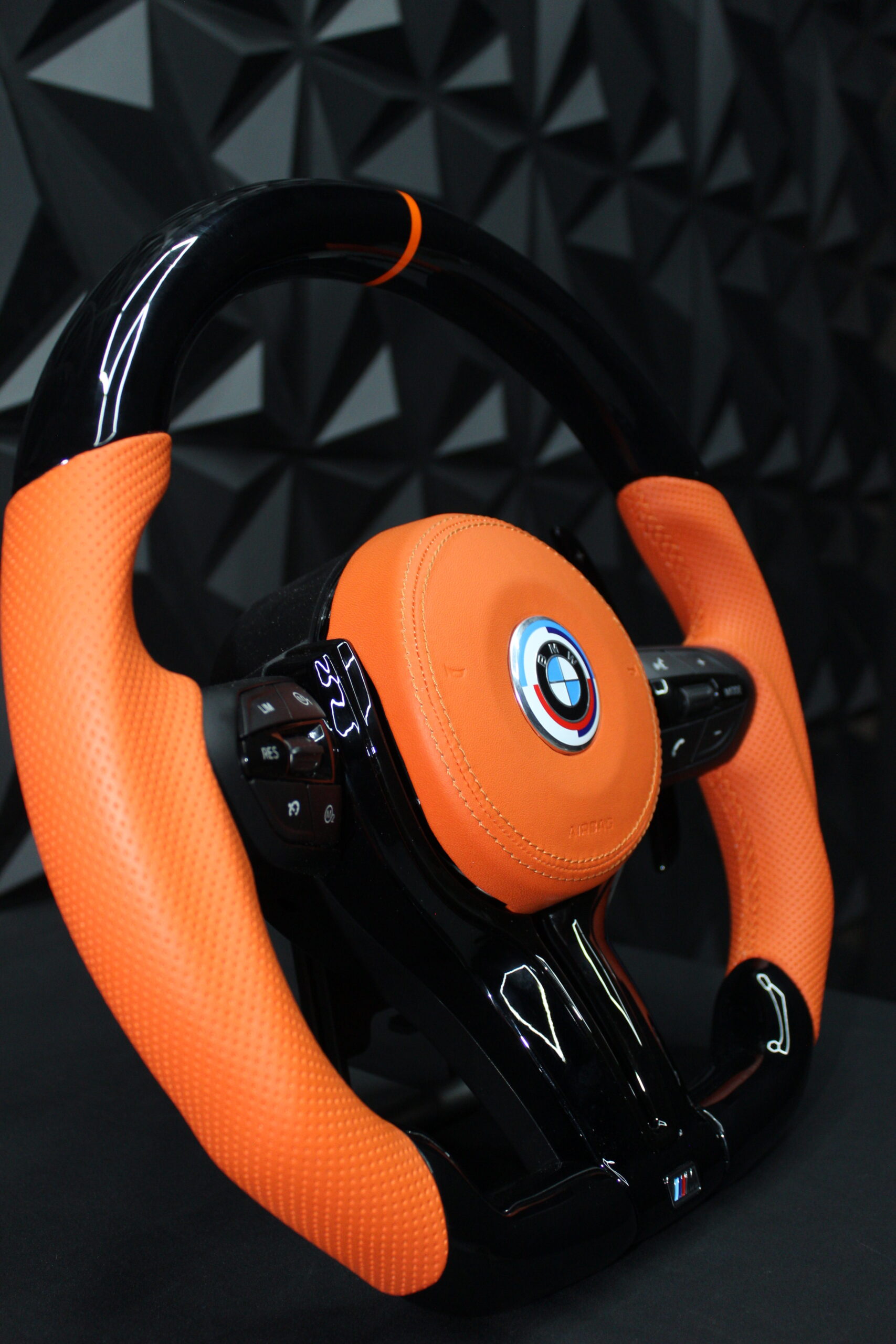 Volante BMW F NARANJA Y GLOSS BLACK - Imagen 5